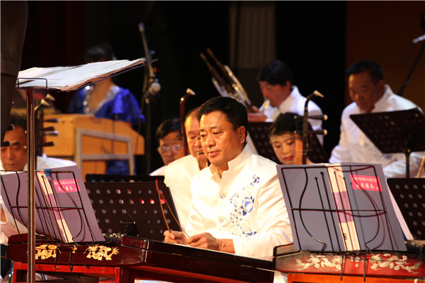 光明集團(tuán)召開(kāi)成立三十周年慶祝大會(huì)