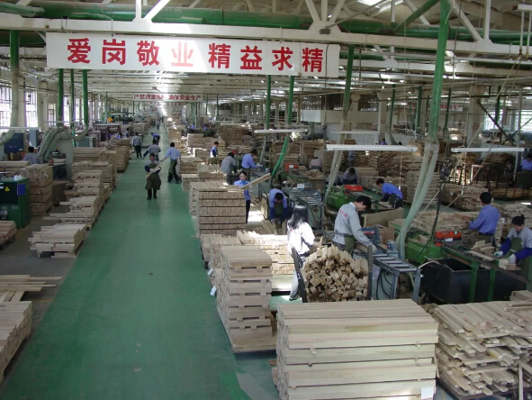 一句“讓品牌點亮中國”在網(wǎng)上刷屏，中國實木家具品牌之路任重道遠