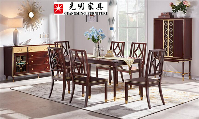 每逢佳節(jié)人團(tuán)圓，優(yōu)質(zhì)實(shí)木餐桌椅給你家的感覺
